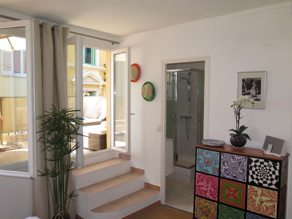 Apartamento A 100 Metres Du Palais Et Des Plages